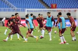 爱游戏登录入口-包含世界杯预选赛中，中国队表现不俗的词条