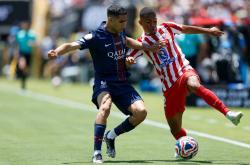 爱游戏官方入口-巴黎圣日耳曼挑战皇家马德里，谁能笑到最后？