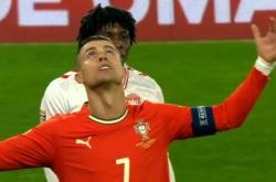 爱游戏官方登录入口-丹麦足球选手在国家锦标赛中夺冠