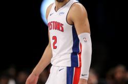 爱游戏官网入口-纽约尼克斯队主场惨败布鲁克林篮网，球员表现失常的简单介绍