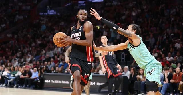 热火击溃骑士,豪取六连败的简单介绍 热火击溃骑士,豪取六连败的简单介绍