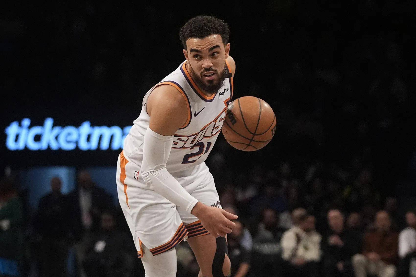 太阳击败鹈鹕，迎来两连胜