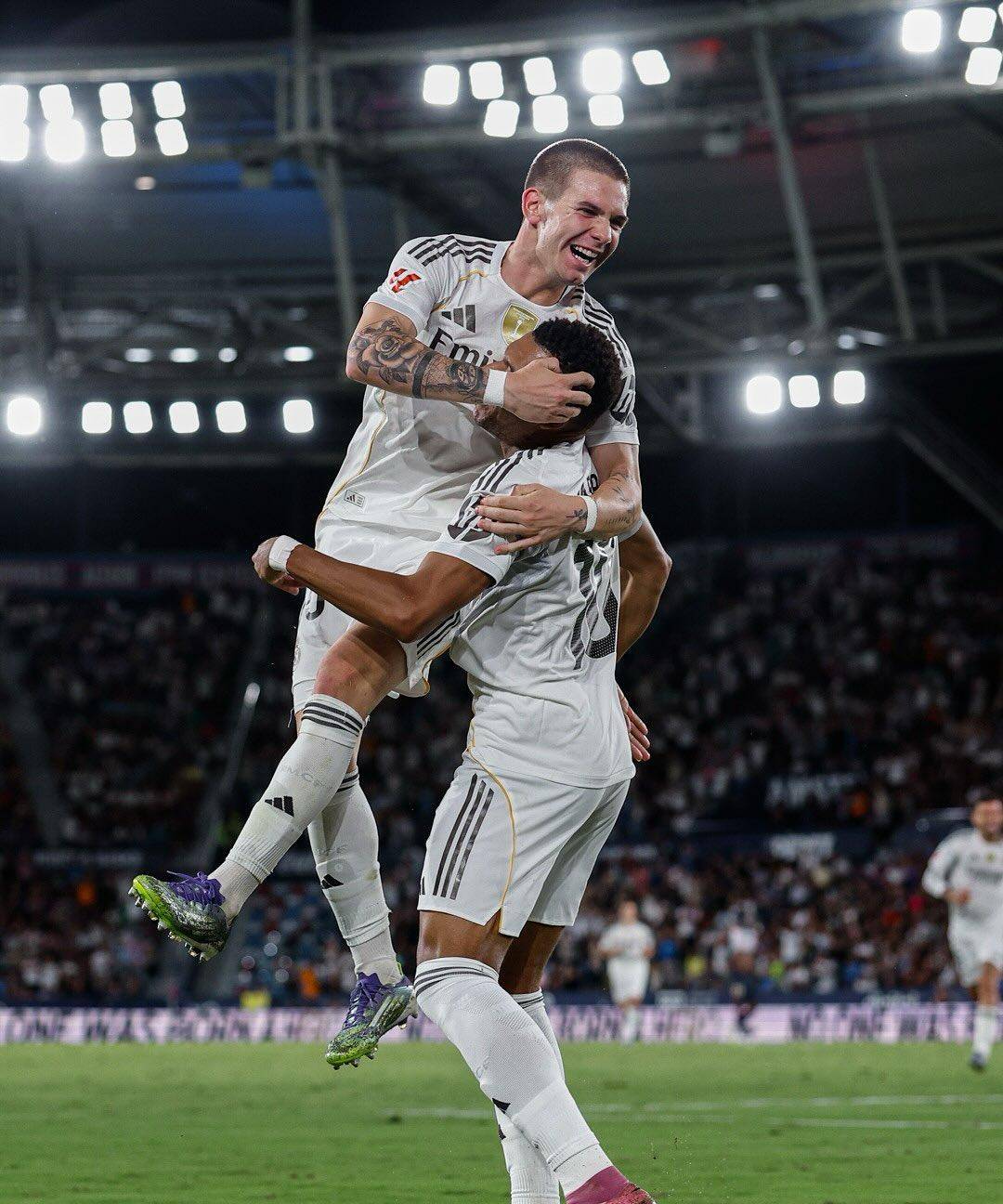 皇马连胜中,备战下一重要赛事 皇马连胜中,备战下一重要赛事