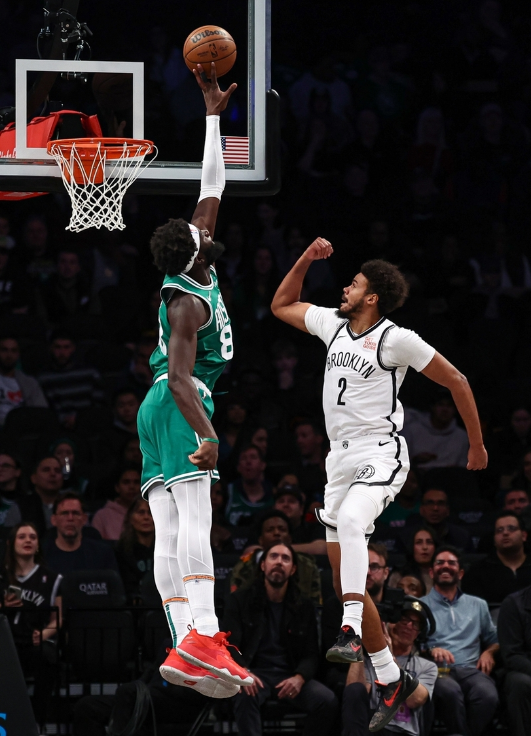 关于篮网击败黄蜂，欧洲双塔合力标志封盖进步的信息