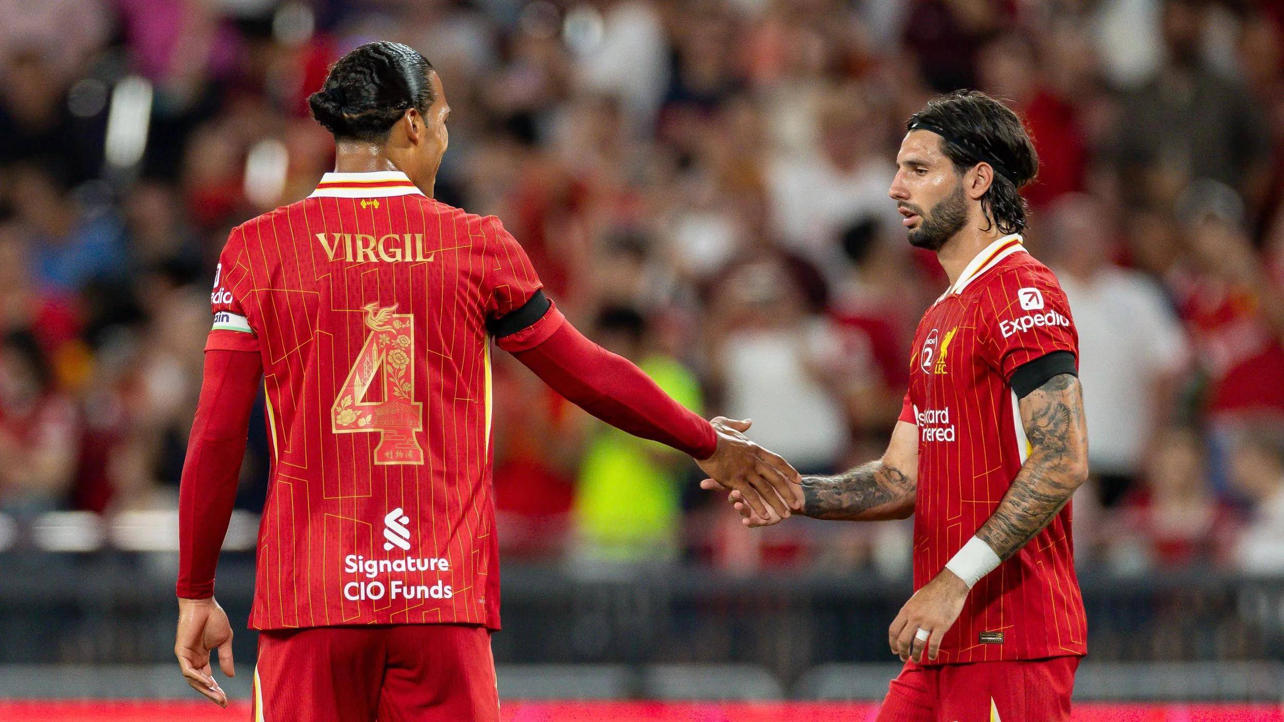 伯恩茅斯惊险击败利兹联，关键绝杀成为焦点的简单介绍